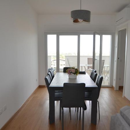Suite 39 Tra Roma E Il Mare Pomezia Esterno foto
